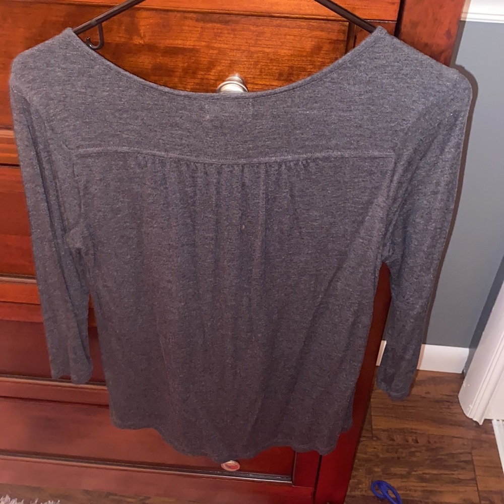 BUNDLE W/ ANY ITEM TO GET FOR FREE! - Picture 4 of 4